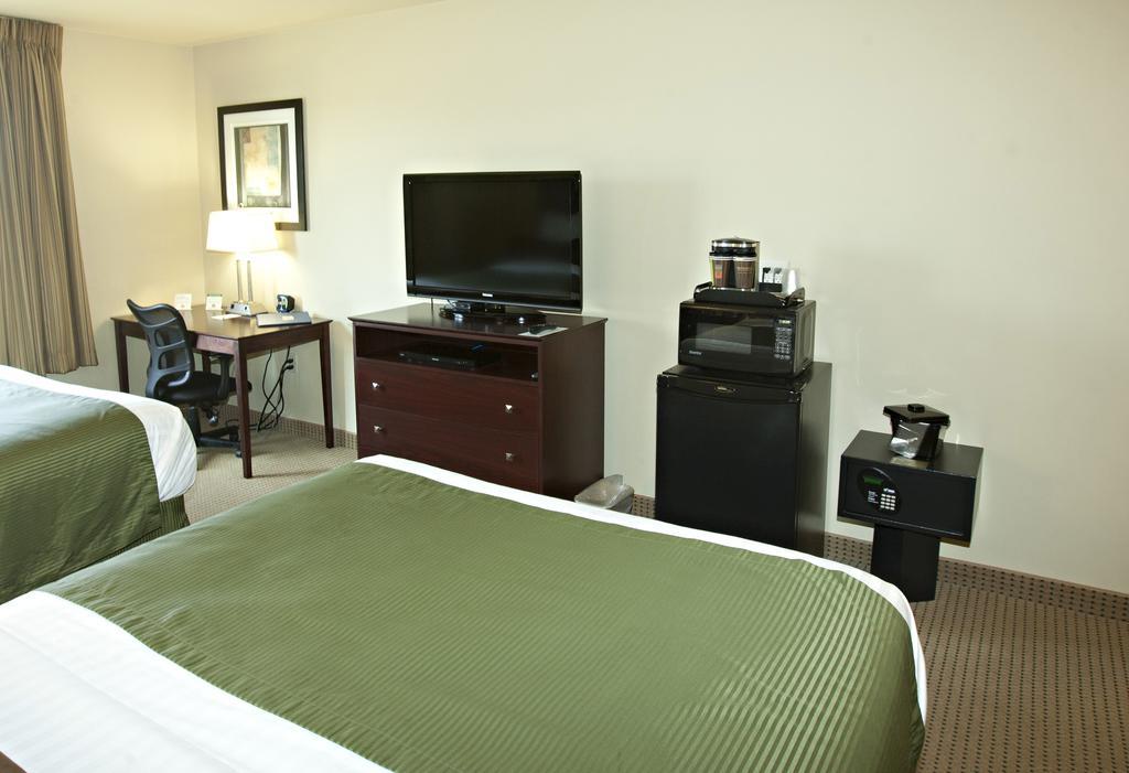 Cobblestone Inn & Suites - Langdon Εξωτερικό φωτογραφία
